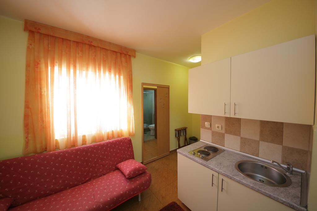 Apartments Tamara Budva Room photo