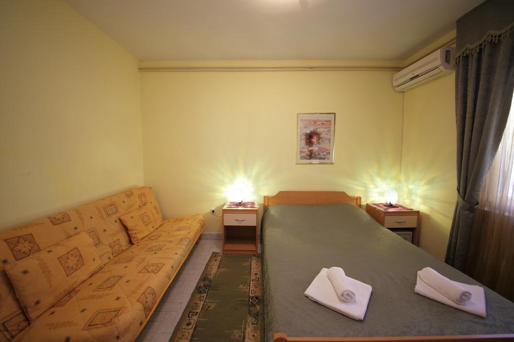 Apartments Tamara Budva Room photo